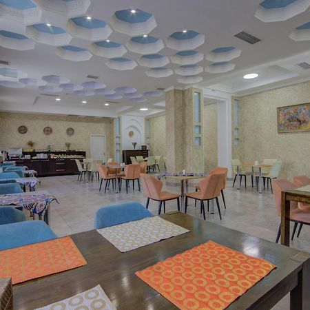 Shah Palace Hotel 비슈케크 외부 사진