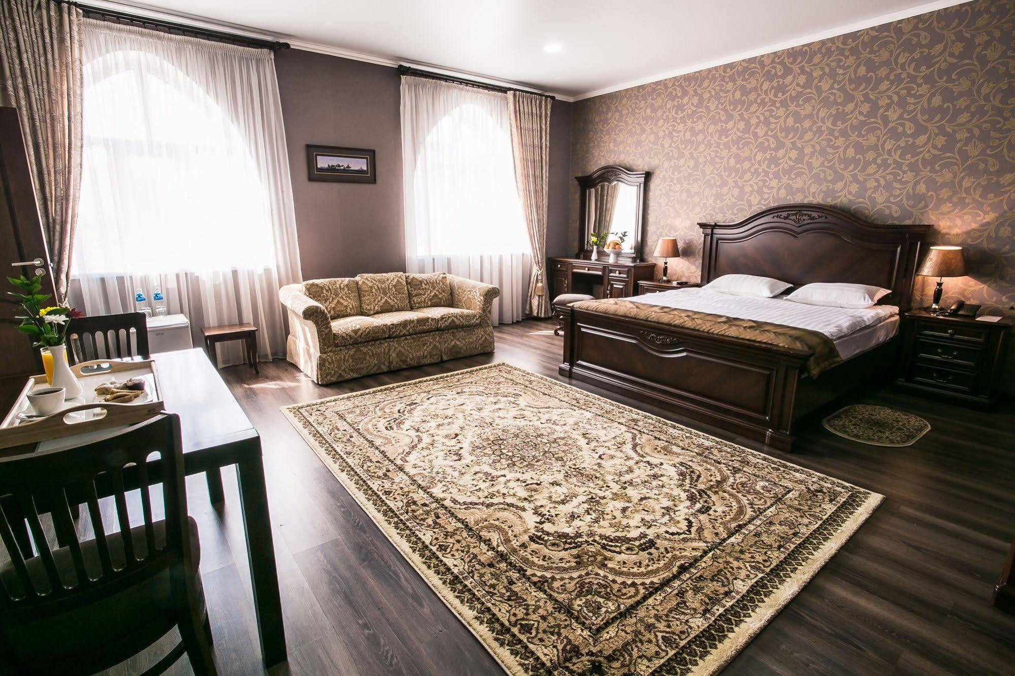 Shah Palace Hotel 비슈케크 외부 사진